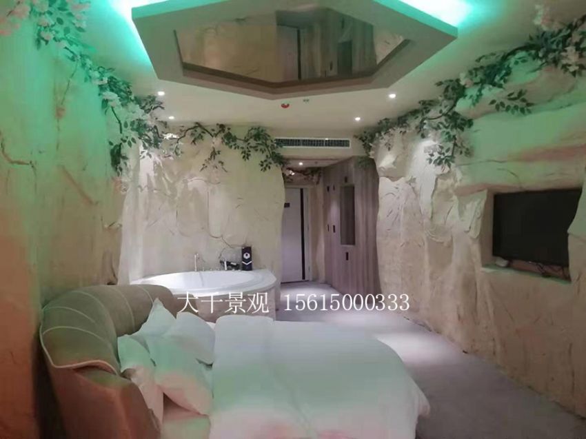 點(diǎn)擊查看詳細(xì)信息<br>標(biāo)題：綠植墻 閱讀次數(shù)：1586